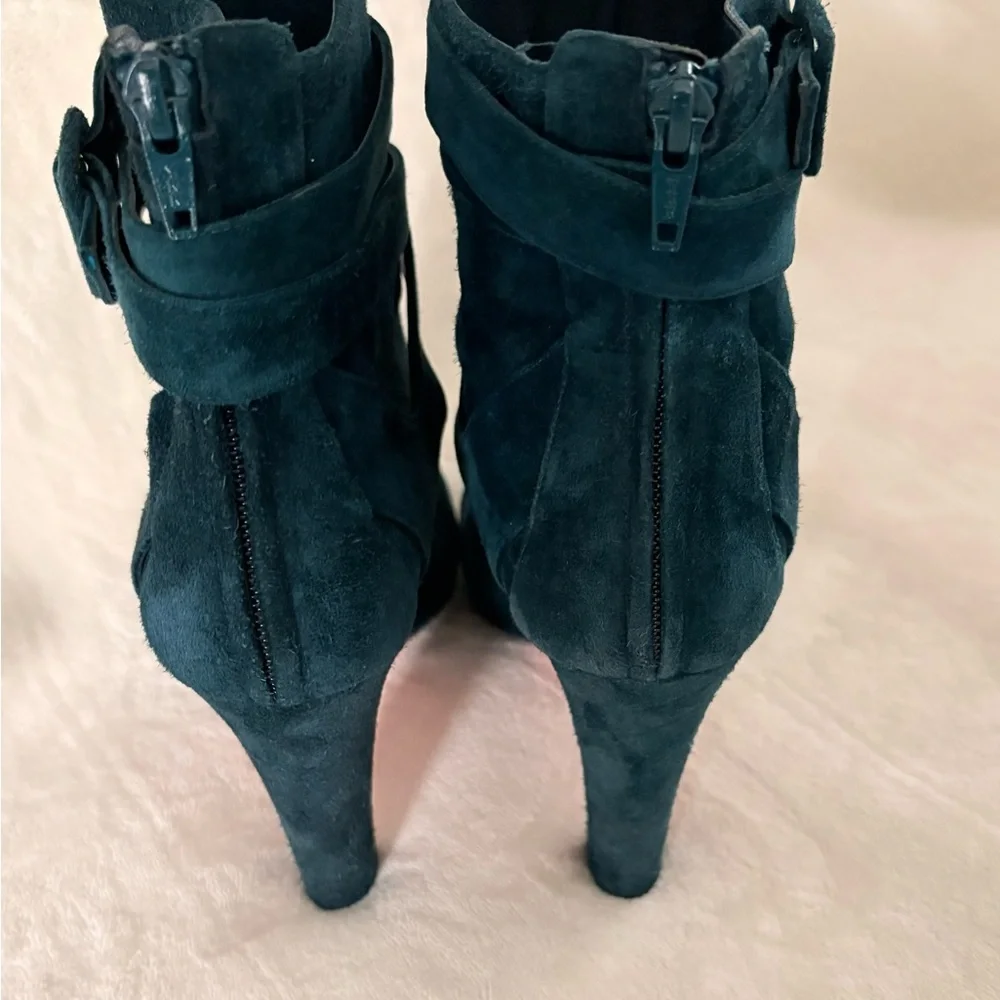 🛑Christian Louboutin Teal Suede Lace-Up Ankle Boots with Red Sole - Picture 6 of 9